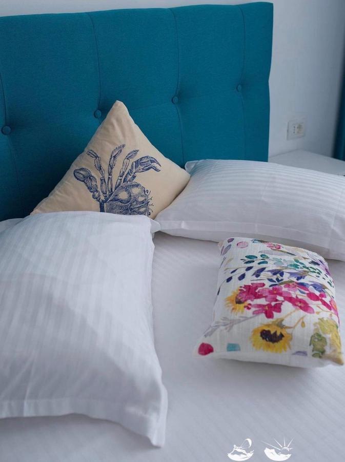 Apartel Joy นาโวดาริ ภายนอก รูปภาพ