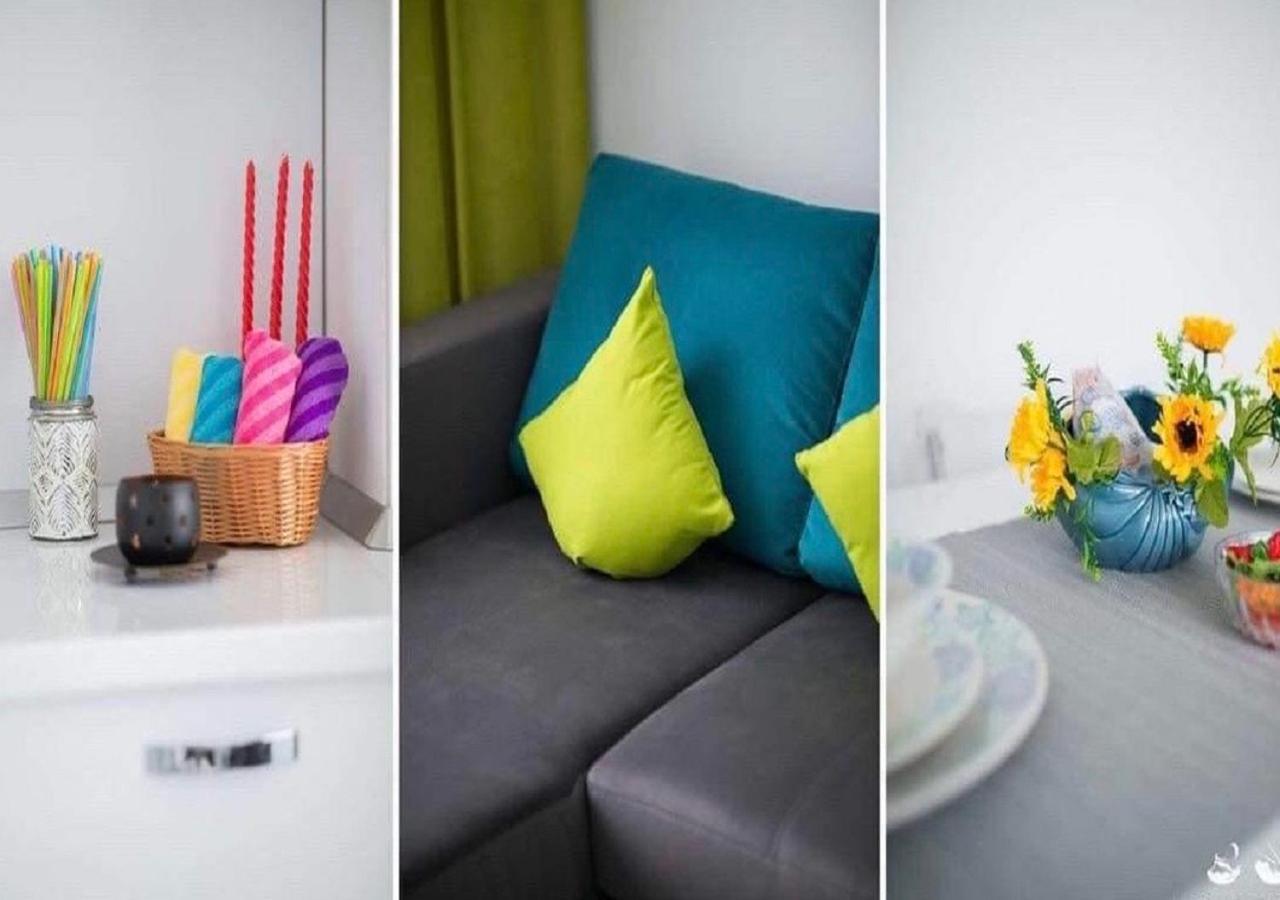 Apartel Joy นาโวดาริ ภายนอก รูปภาพ
